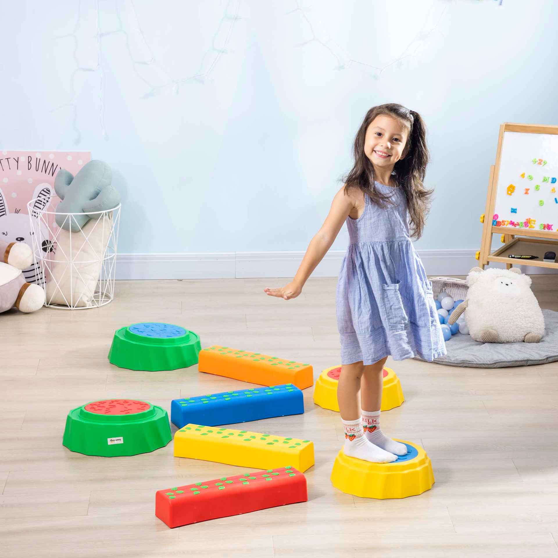 Outsunny 8 PCS Kids Stepping Stones Balance Beam with Non-Slip Surface - Stackable Toddler Stepping Stones for Fun and Development MyLibelula