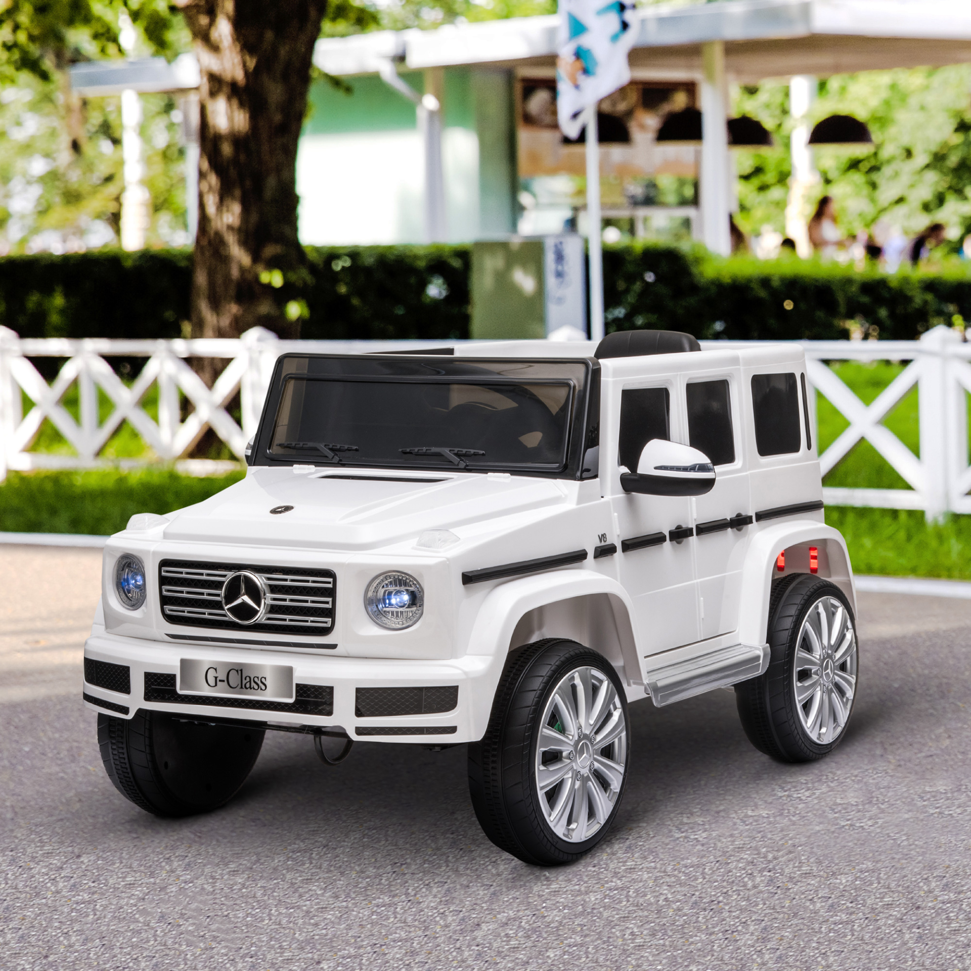 HOMCOM 12V Mercedes Benz G500 Kids Ride On Car with Parental Remote, Music & Lights - White MyLibelula