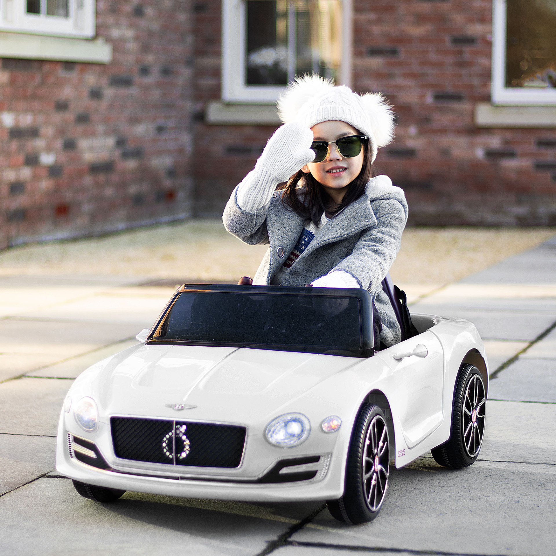 HOMCOM 12V Kids Electric Ride-on Car Bentley GT – Twin Motors, LED Lights, Music, Parental Remote – White MyLibelula