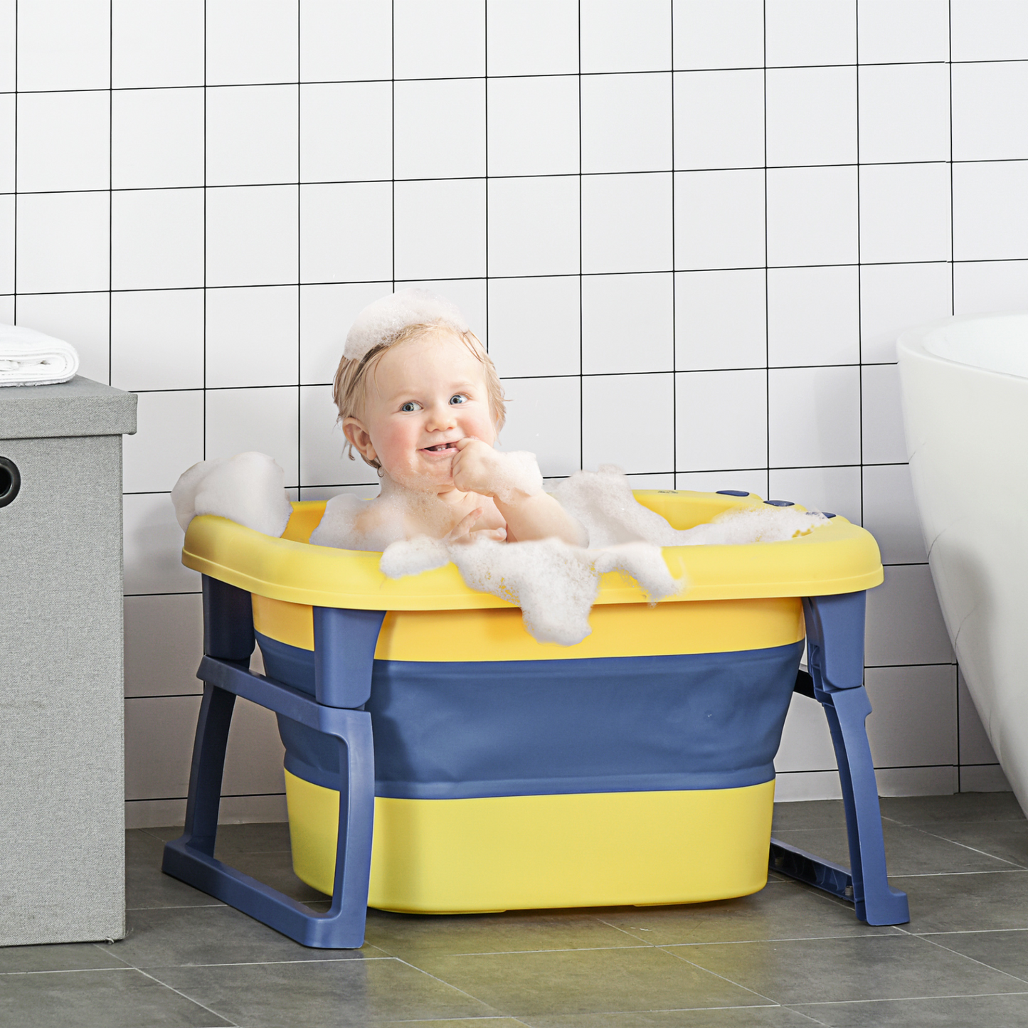 HOMCOM Collapsible Non-Slip Baby Bathtub with Stool Seat - Yellow, for Newborns to Toddlers (0-6 Years) MyLibelula