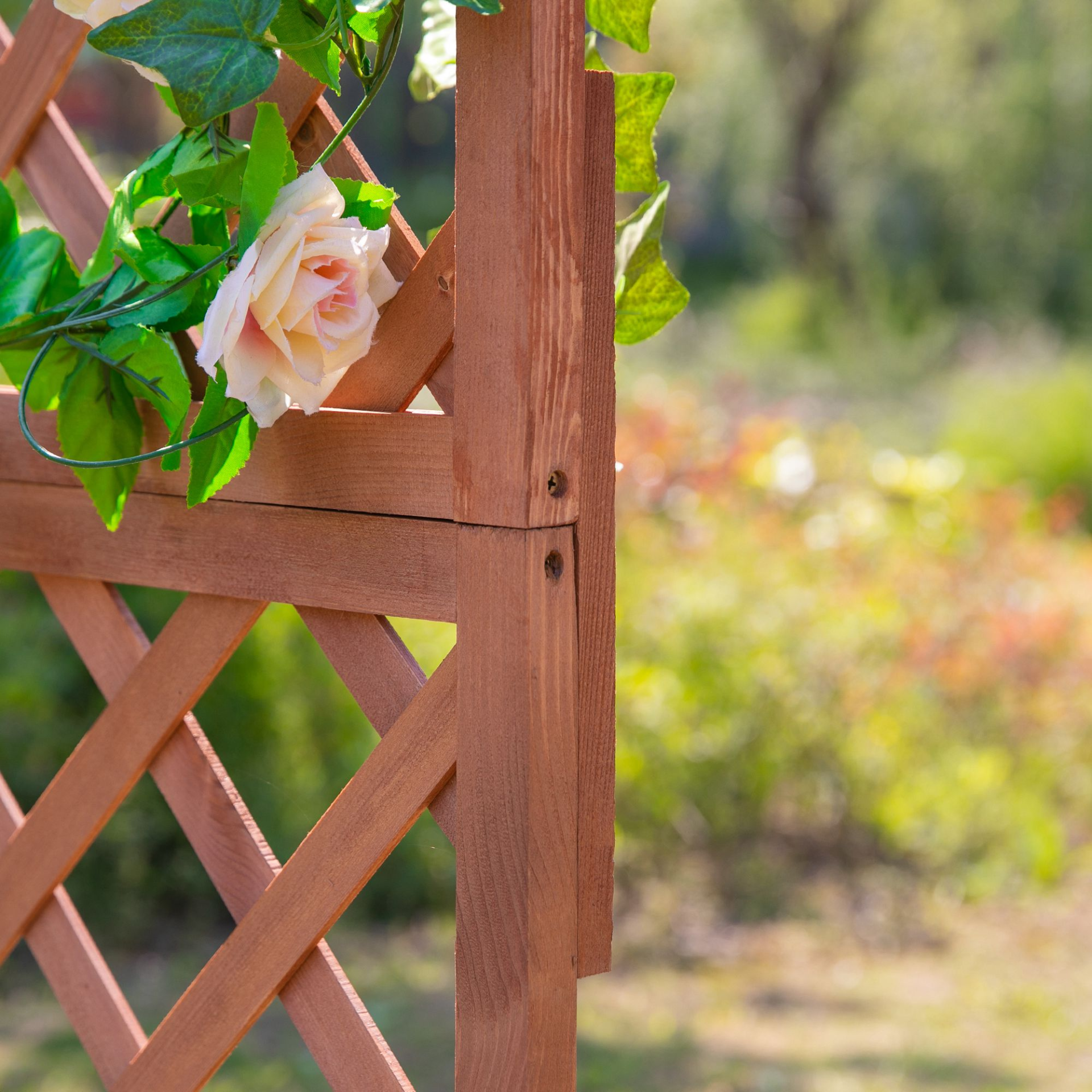 Outsunny 72.5 x 31.5 x 149.5 cm 45L Garden Wooden Pine Trough Planter with Topped Trellis Climbing Plants Flower Raised Bed, Orange MyLibelula